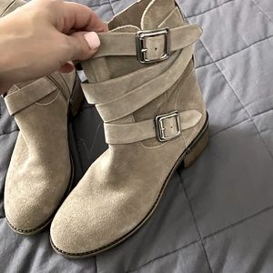 Vince Camuto Webey ankle boot
